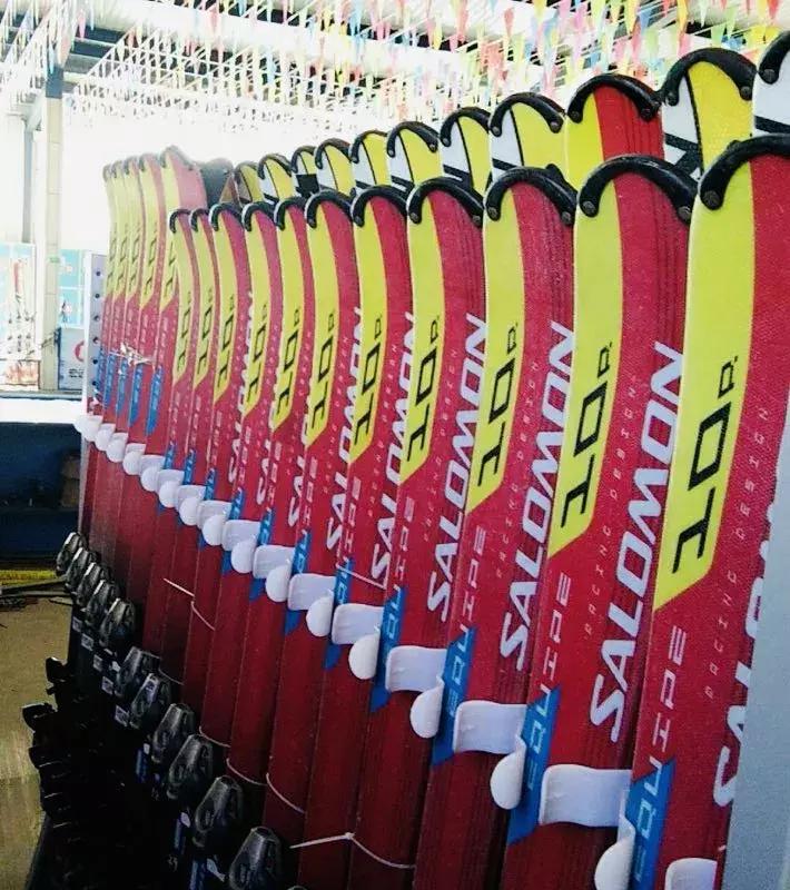 临沂茶山滑雪场地推荐,魅力冰雪之旅