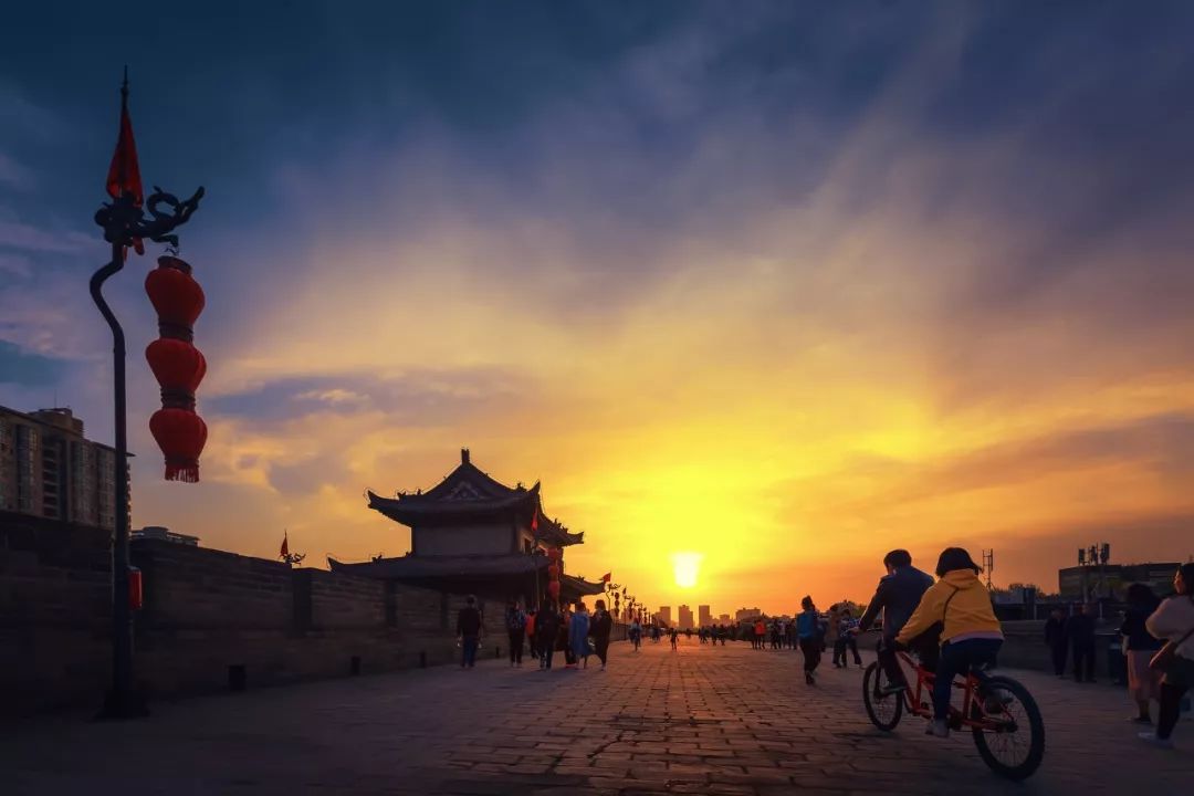 十一去西安玩住哪里,西安旅游住宿自由行推荐攻略