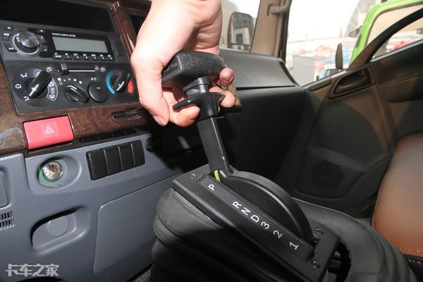 城配运输车辆,城配运输面包车