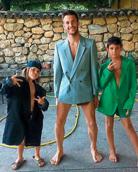 跟着ins最有品味男孩Jacquemus，去法国南部流浪