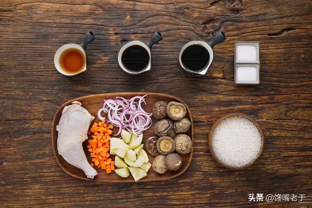 酱油的生抽和老抽有什么区别,酱油为什么叫老抽生抽有什么区别