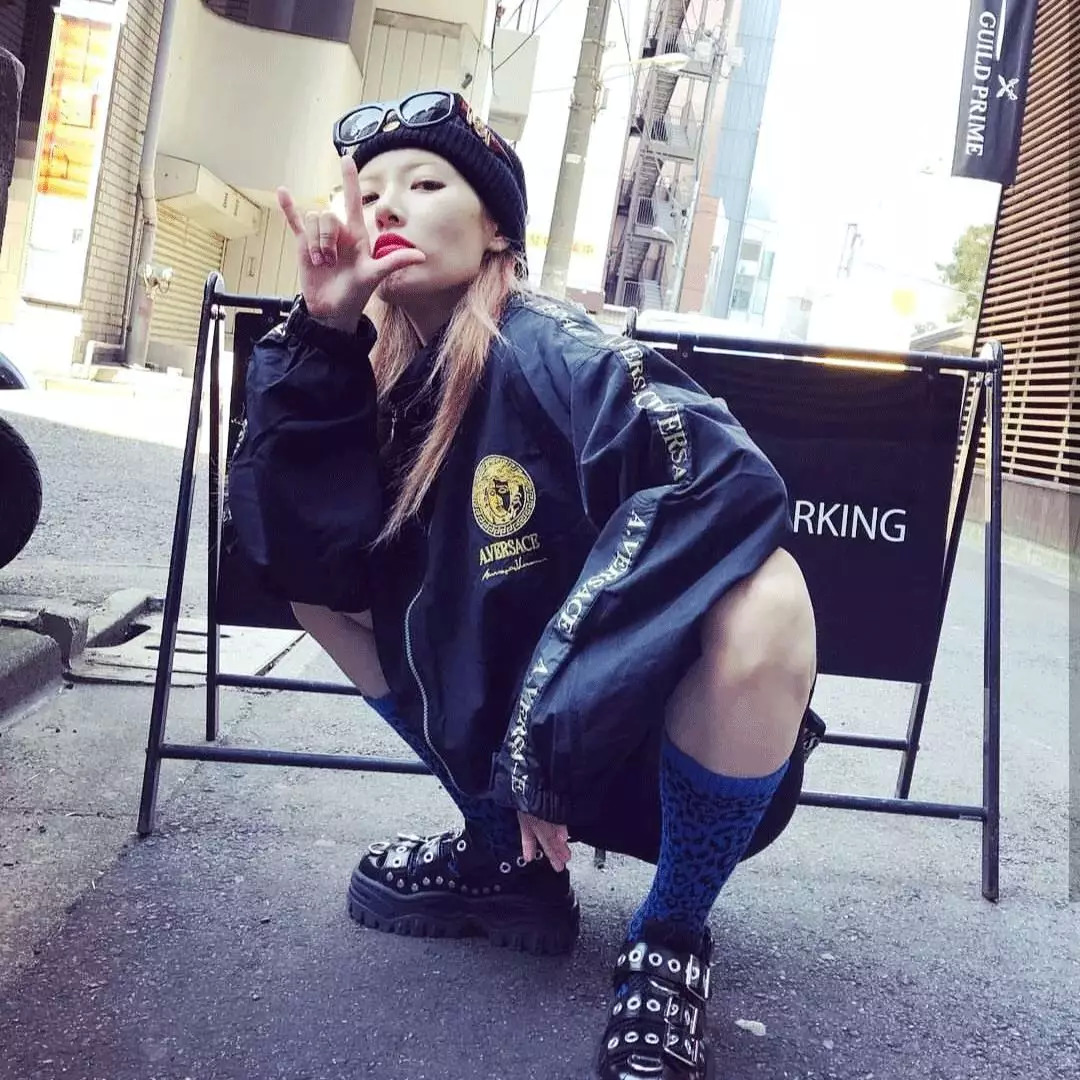 閲戞倡闆呭洖褰掍綘浠繕鍠滄濂瑰悧,閲戞倡闆呮亱鐖卞悗鏋佸害鏀鹃鑷垜