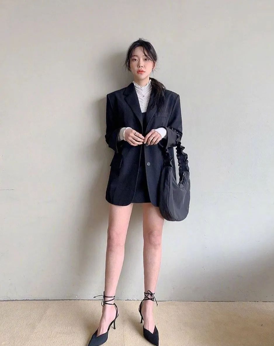 小白鞋仙女鞋,小白鞋失宠了这4双仙女鞋正流行