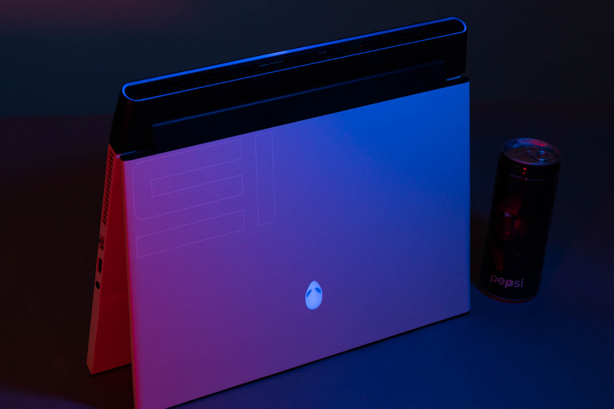 戴尔外星人笔记本17r5深度解析,外星人m15轻薄游戏本笔记本测评