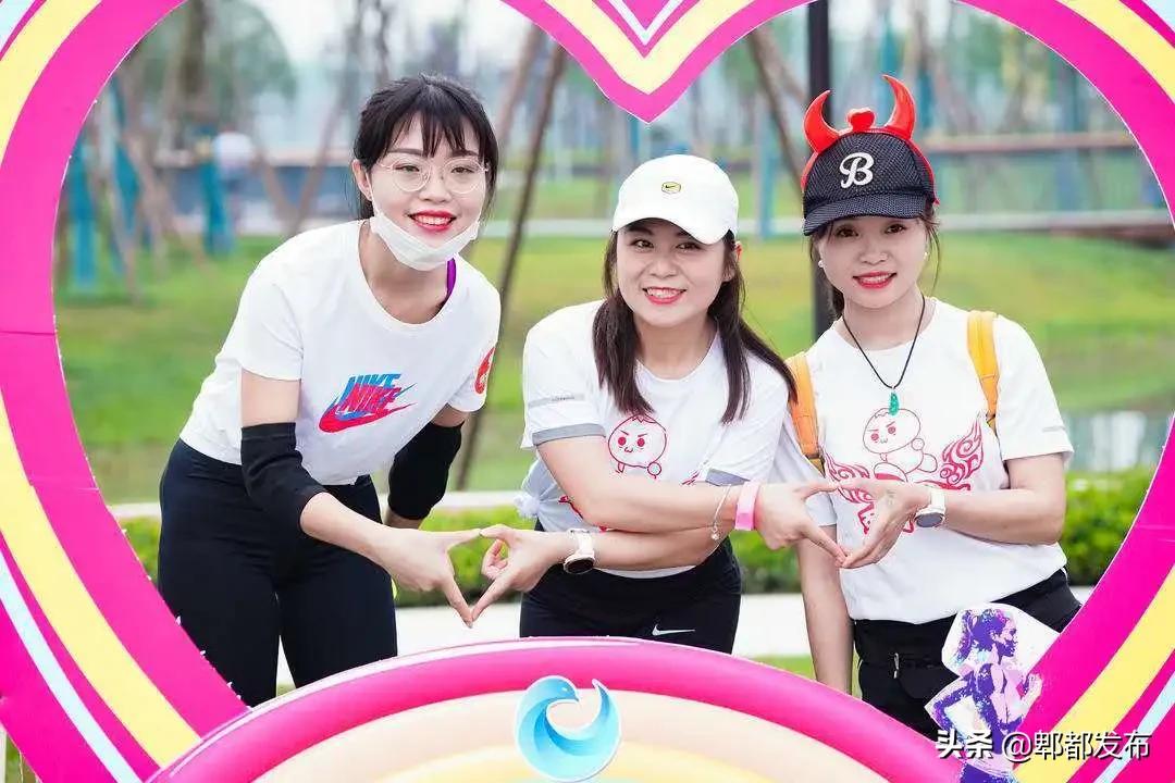 灯光秀奥运夺冠,奥运冠军夜游西安