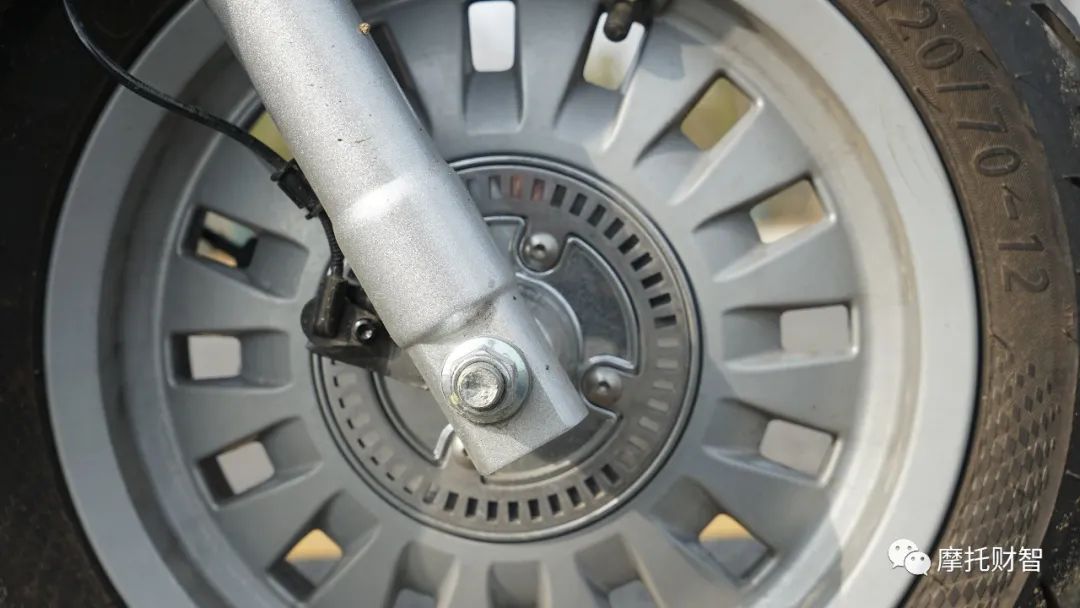 胖虎试驾：22800元全新水冷姜戈150