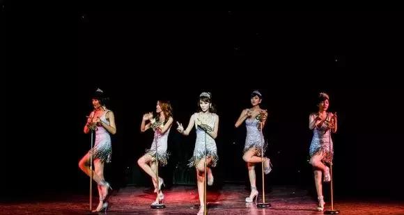 泰国泼水节搞笑事件,泰国泼水节最尴尬的场面