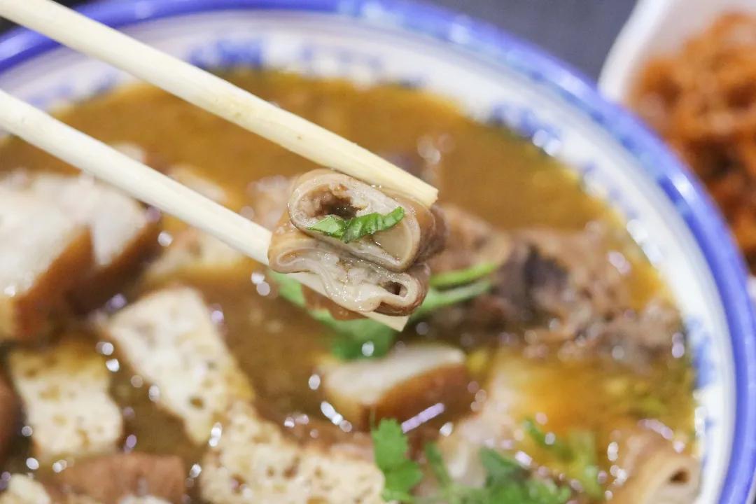 太原地铁2号线周边美食,太原附近人气最旺的美食街