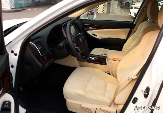 丰田皇冠行情跌了吗,丰田皇冠经典豪车