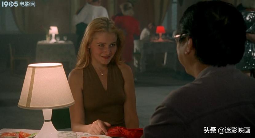 26年前冯巩拍了部《俄囧》，战斗民族艳遇记，被遗忘的喜剧经典