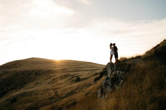 淄博女孩送前男友一吨洋葱,女孩网购1吨洋葱送前男友