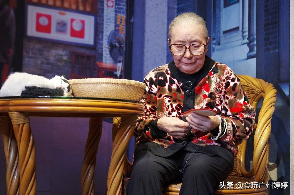 广州塔夜景个人拍照姿势,广州塔合影拍照最佳地点