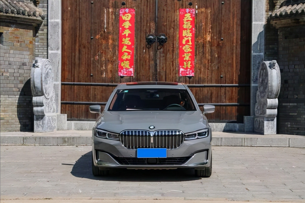 宝马7系开了8万公里需要注意什么,宝马7系跑了9万多公里还值得买吗
