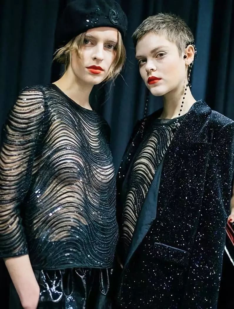 MaxMara男士穿搭,maxmara黑色西装外套怎么搭