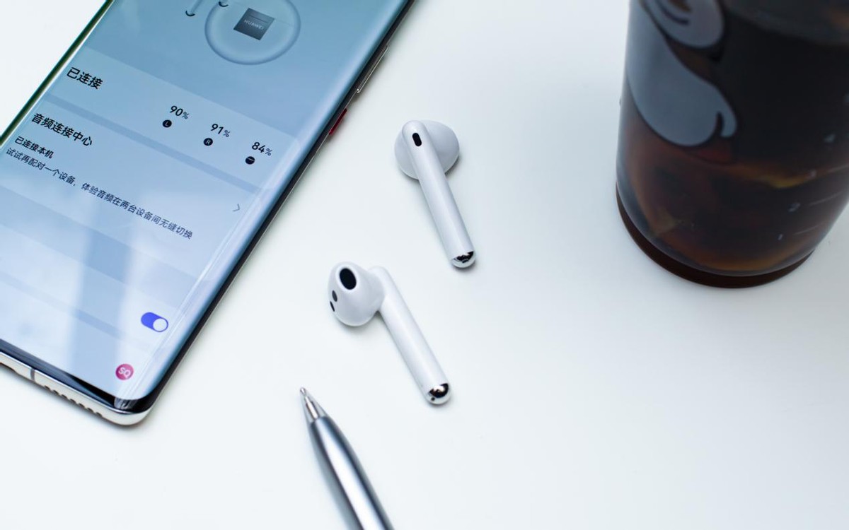 鍗庝负鑰虫満watchfreebuds,鍗庝负闄嶅櫔鑰虫満freebuds4璇勬祴