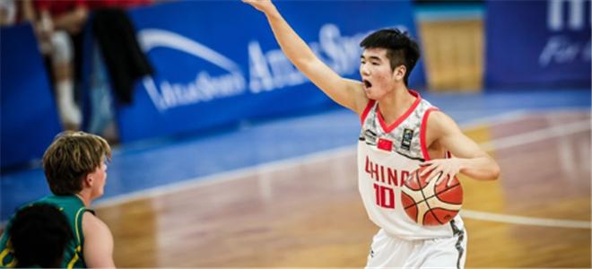 18岁小将国青砍16分13板,郭艾伦17分六板