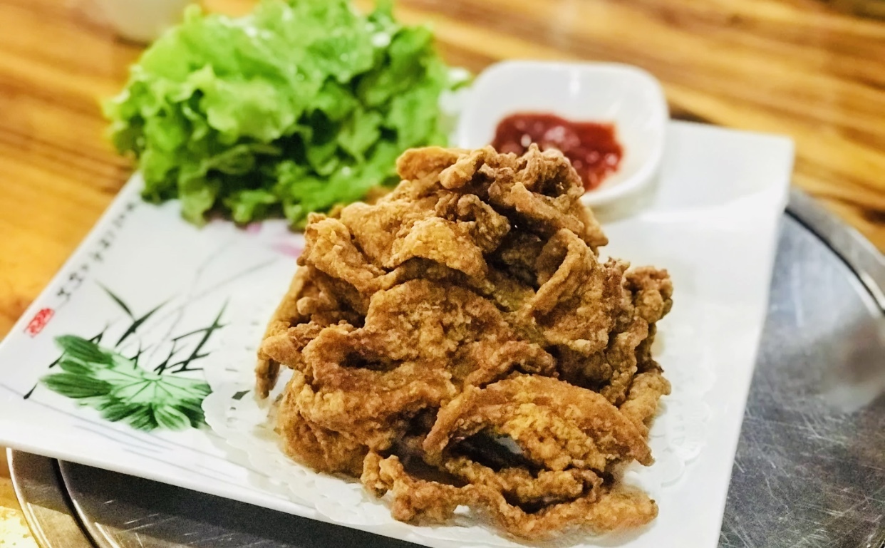 青岛美食推荐必吃云霄路,青岛高端美食打卡地