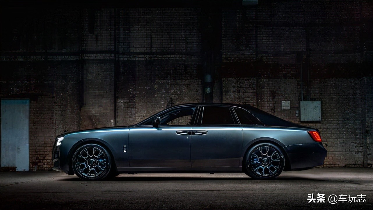 劳斯莱斯古斯特blackbadge照片,劳斯莱斯古思特blackbadge长轴版