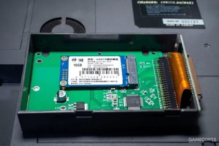 一百多块买个26年前的笔记本，我改了改，还能上网