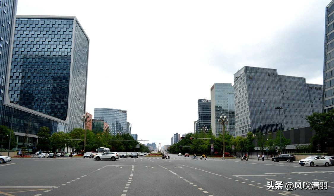 成都100条地铁线,成都主城区地铁密集