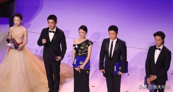 金鸡奖周迅,金鸡奖明星穿衣搭配
