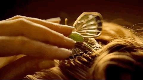 24年前“英伦玫瑰”美到让全球屏息！近日无PS照曝光被群嘲毁容？