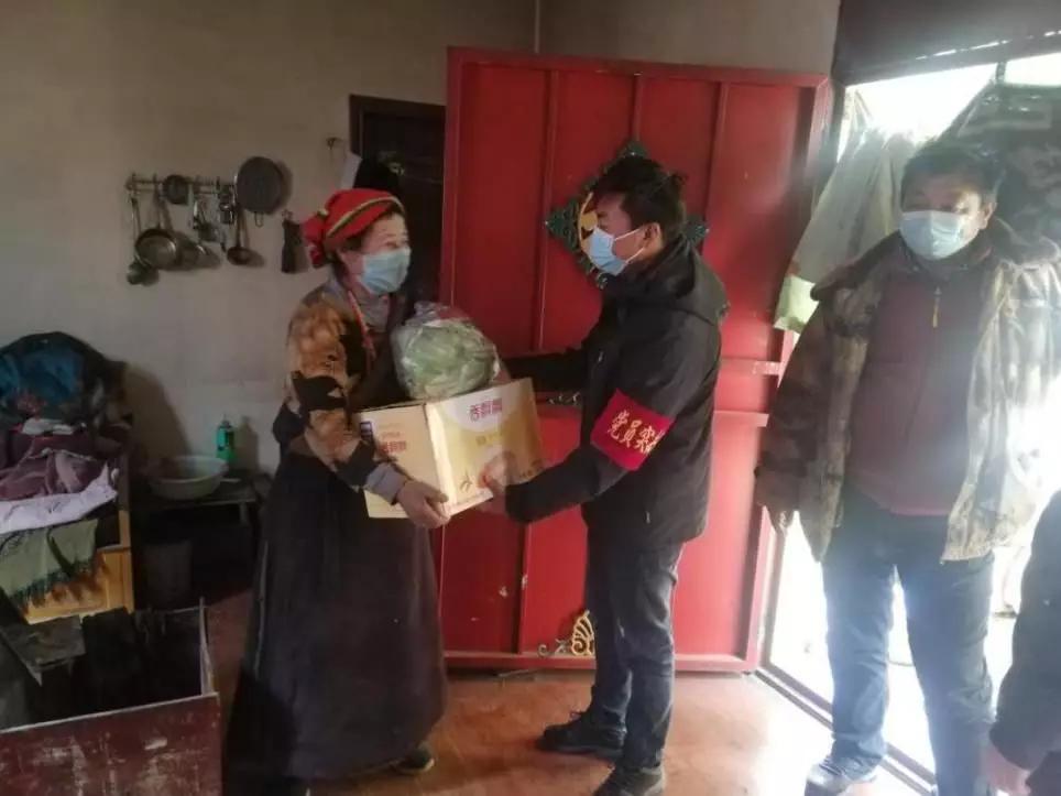 助力脱贫攻坚同心共抗疫情,疫情防控脱贫攻坚两不误