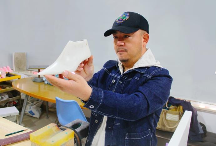 百思图百丽国际旗下的鞋履品牌,百丽百思图天美意