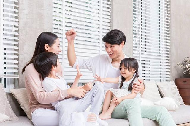 三岁宝宝有时会莫名其妙的哭泣,三岁宝宝性格急躁爱哭怎么办