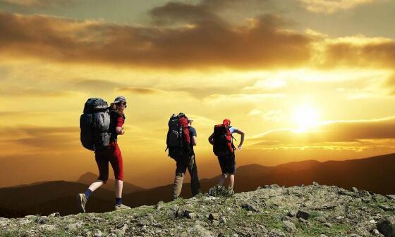 旅行者登山包,背包客选什么品牌的登山包