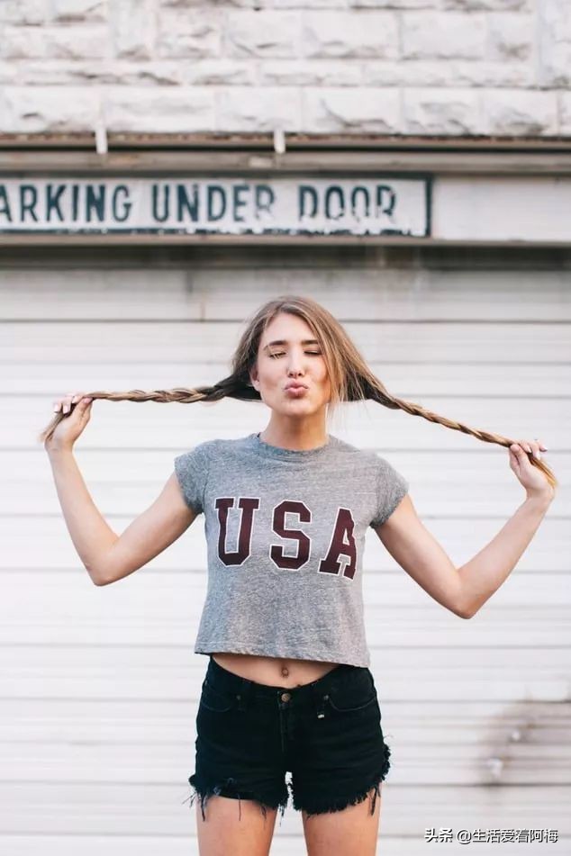 新鞋里的纸团原来有这么多作用,新鞋里面的纸团有什么用途