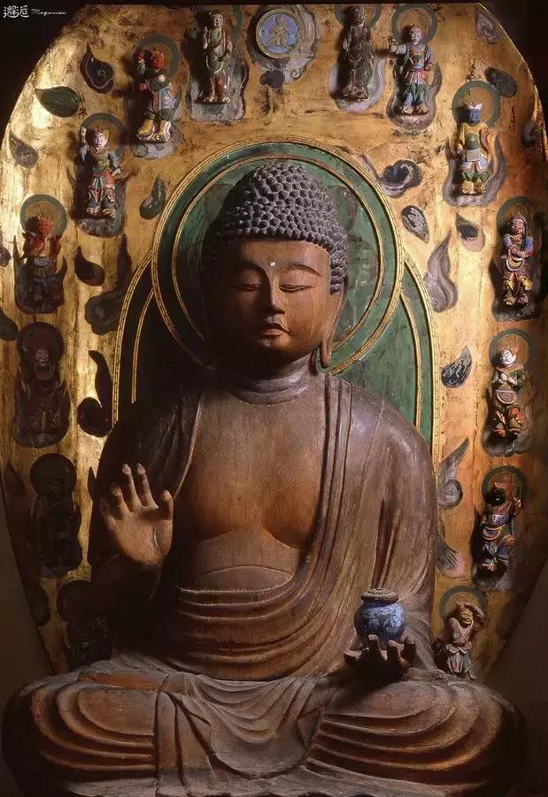 十大精品木雕佛像图片,清中期木雕佛像图片大全