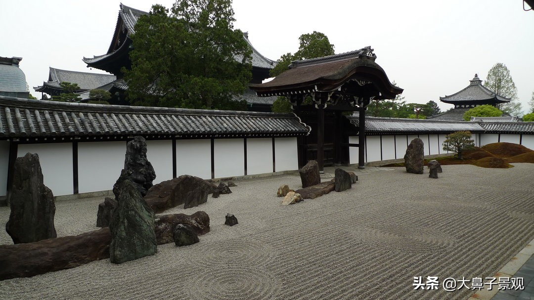 日式佛教枯山水庭院,日式50平米枯山水小庭院设计
