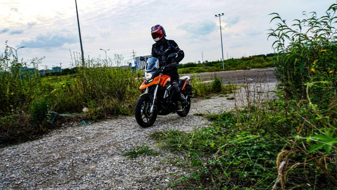 零百加速6秒感受,赛科龙rx1s零百加速多少