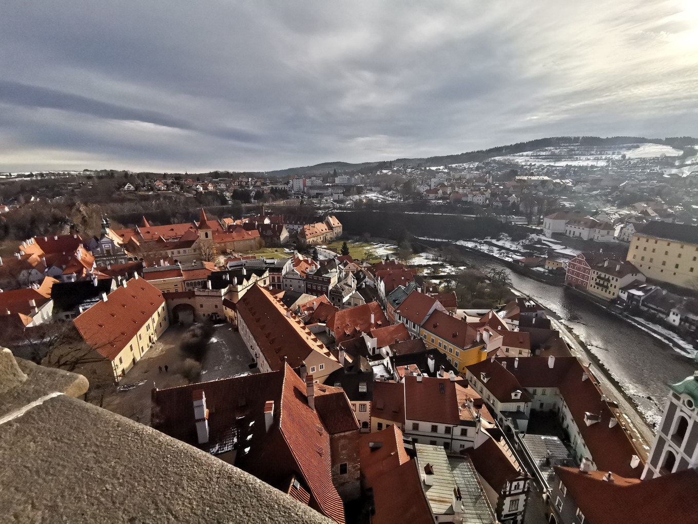 中欧美景美食自驾之旅在CK小镇亲手制作皮具纪念品