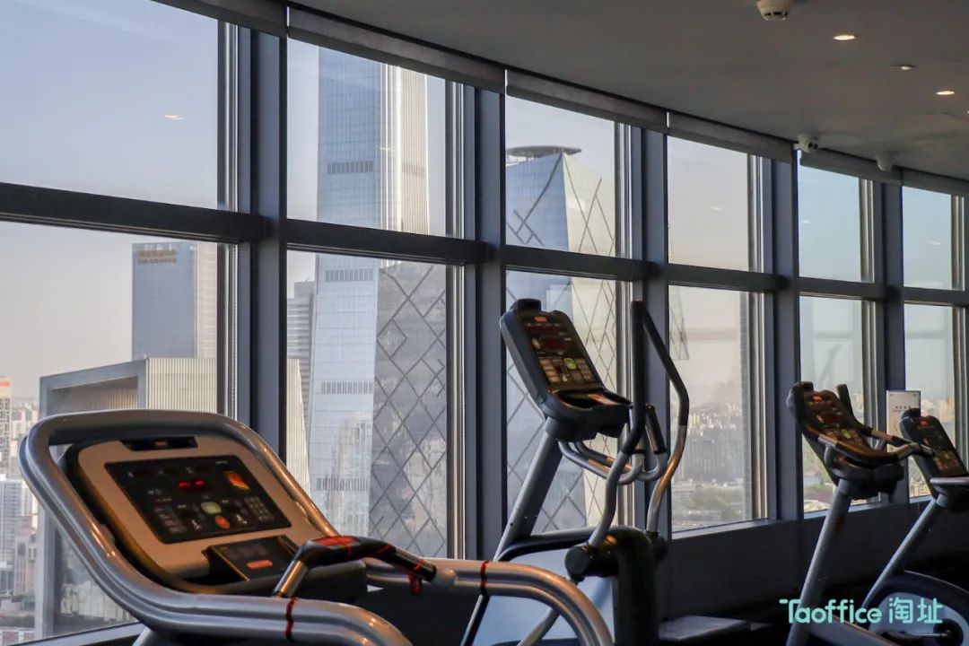 京广中心|五星级酒店服务传说中的精英职场