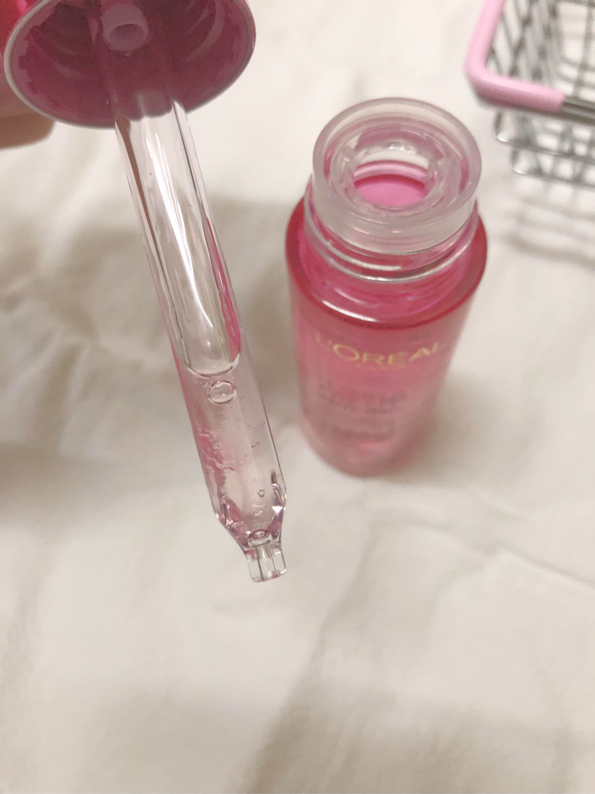 欧莱雅葡萄籽精华液功效与作用,欧莱雅葡萄籽精华液混合肌肤