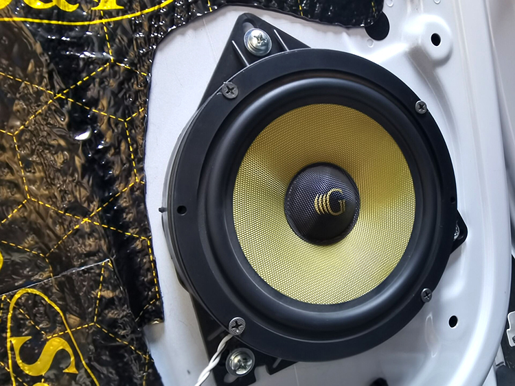 比亚迪宋隔音改装多少钱一次,比亚迪宋全车加装隔音降噪效果