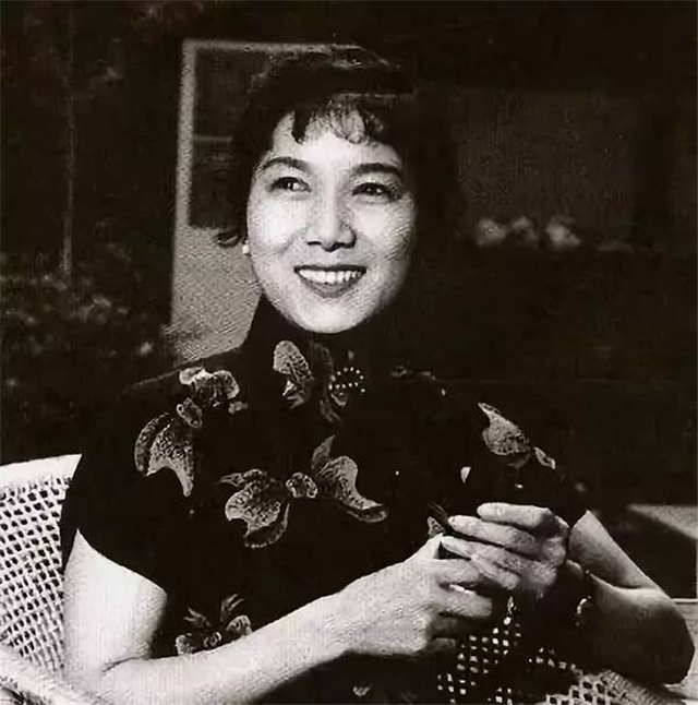 鑰佽垗鍚寸鍏夋柊鍑ら湠,鍚寸鍏夋柊鍑ら湠鐩告俊浠ユ搏