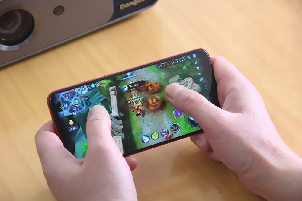 荣耀路由pro游戏版和荣耀路由pro2,荣耀路由pro2对比荣耀路由2