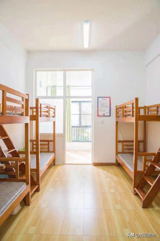 贵阳最好的外国语学校,贵州铜仁外国语学校