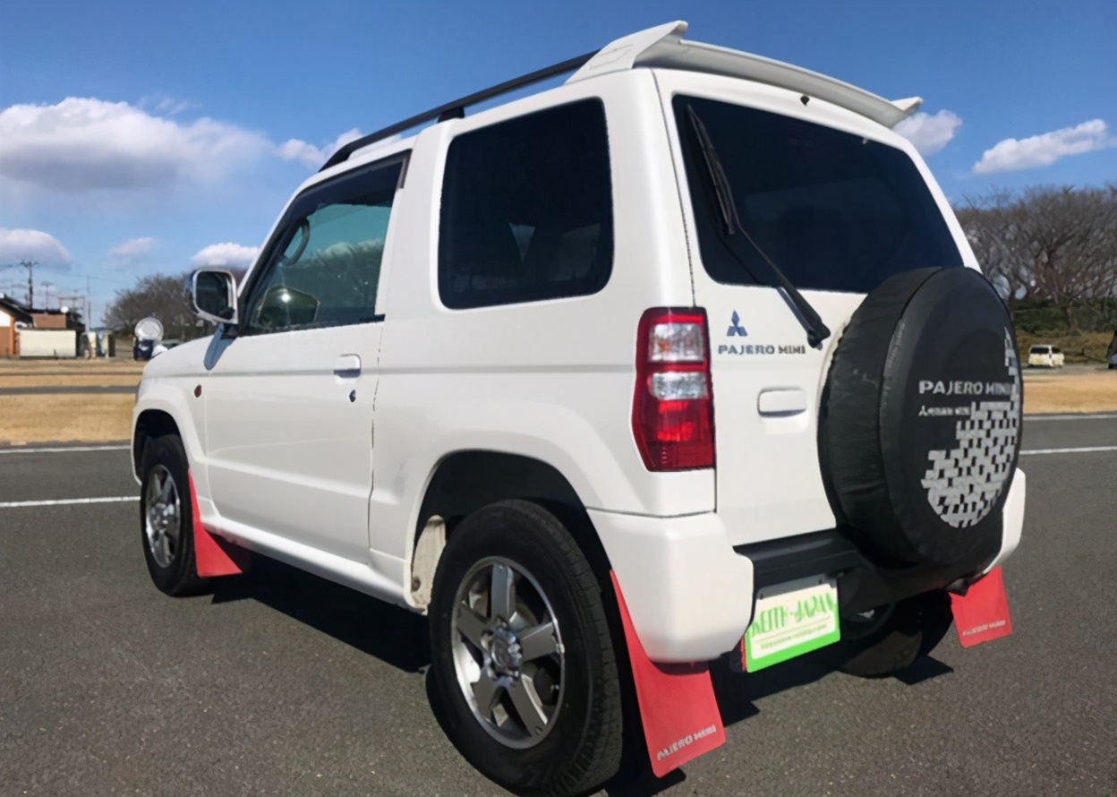 帕杰罗mini和吉姆尼哪个更好,帕杰罗v97和吉姆尼哪个好