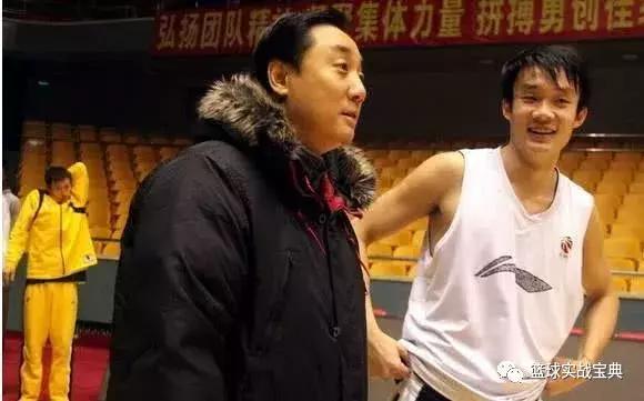 拒绝艾弗森，放弃执教国家队，马布里这一年的贡献却不输姚明