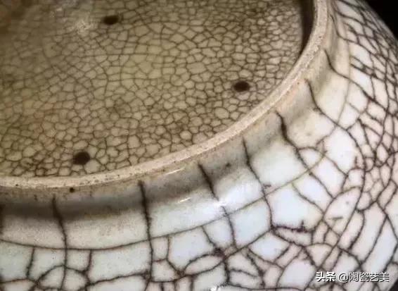 哥窑七星盘真品价格,50万左右的哥窑盘