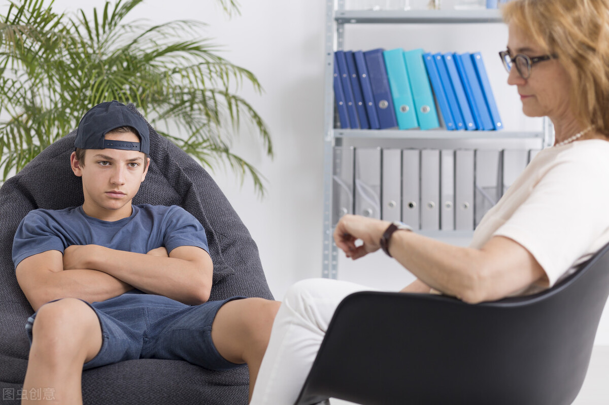 小学孩子油盐不进应该怎么做,老师如何面对油盐不进的幼儿