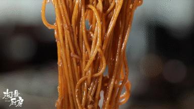 孙俪油泼面做法,安家孙俪吃的面怎么做