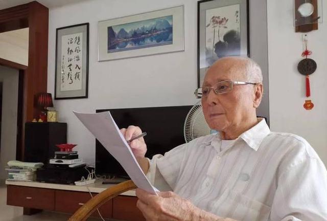 一落魄台籍老农回乡，中组部严肃调查：恢复*党**籍，享受干部待遇