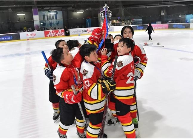 cba季后赛今日赛程直播,今日体坛快讯cba