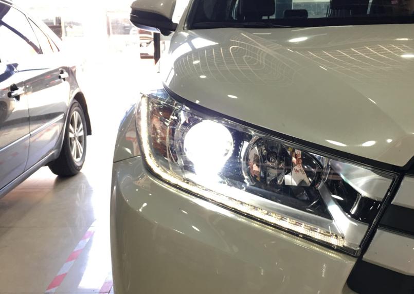 汉兰达换led车灯,成都丰田汉兰达改车灯