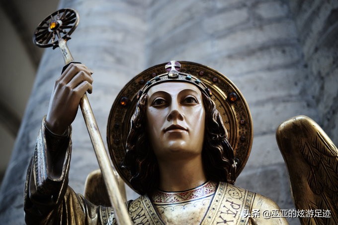 琚獕涓烘娲查閮界殑甯冮瞾濉炲皵 (娆ф床棣栭兘甯冮瞾濉炲皵)